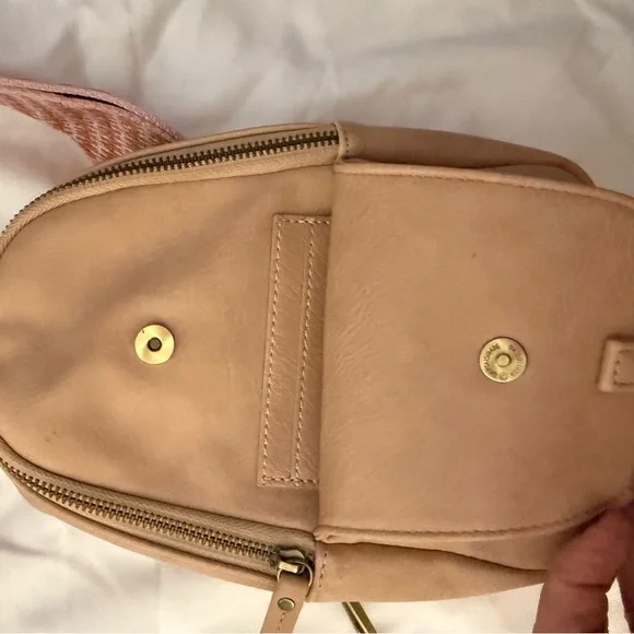 Urban Originals by Anthropologie Pink and Taupe Slingbag - Picture 4 of 6